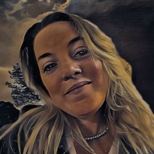 Meet your Posher, Alice